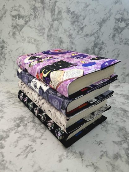 Characters – Adjustable Book Cover